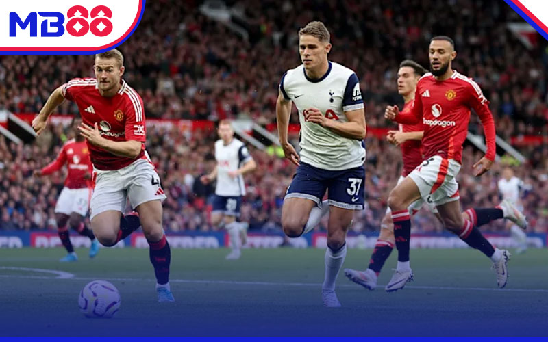 Cả MU và Tottenham đều có mùa giải tệ hại tại Ngoại hạng Anh